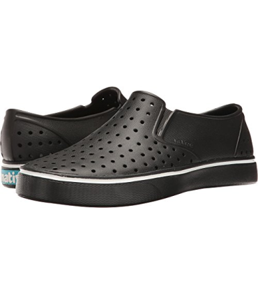 Native Shoes Unisex Miles Jiffy Black/Jiffy Black 7 B(M) US Women / 5 D(M) US Men